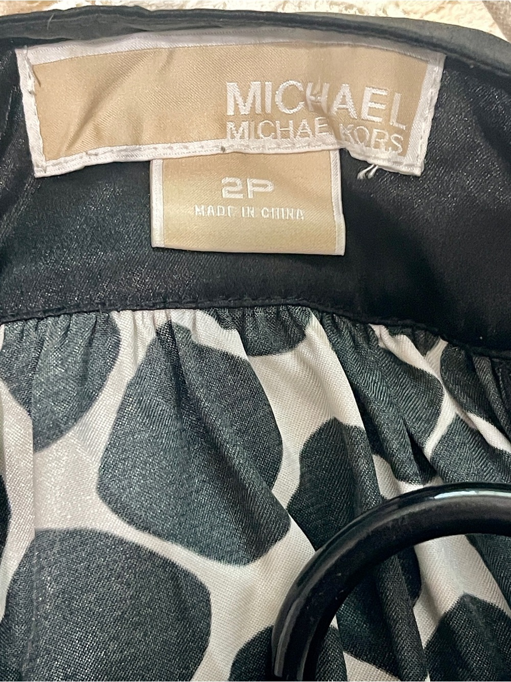 Michael Kors Y2K Beaded Unique Sleeveless Halter Top | Black & White | Size 2 P - Picture 5 of 6